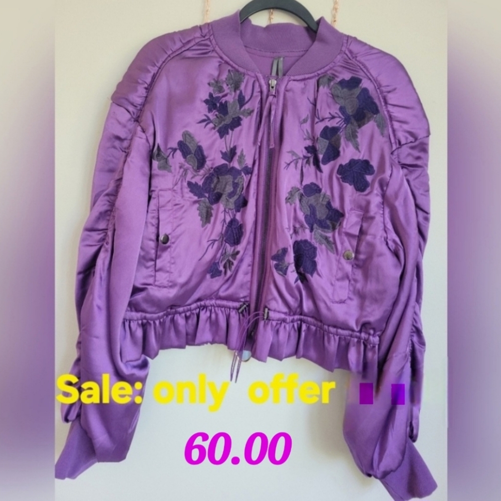 Anthropolgie Silky Type,embroiderd Bomber Jacket ( Rare ) Size M